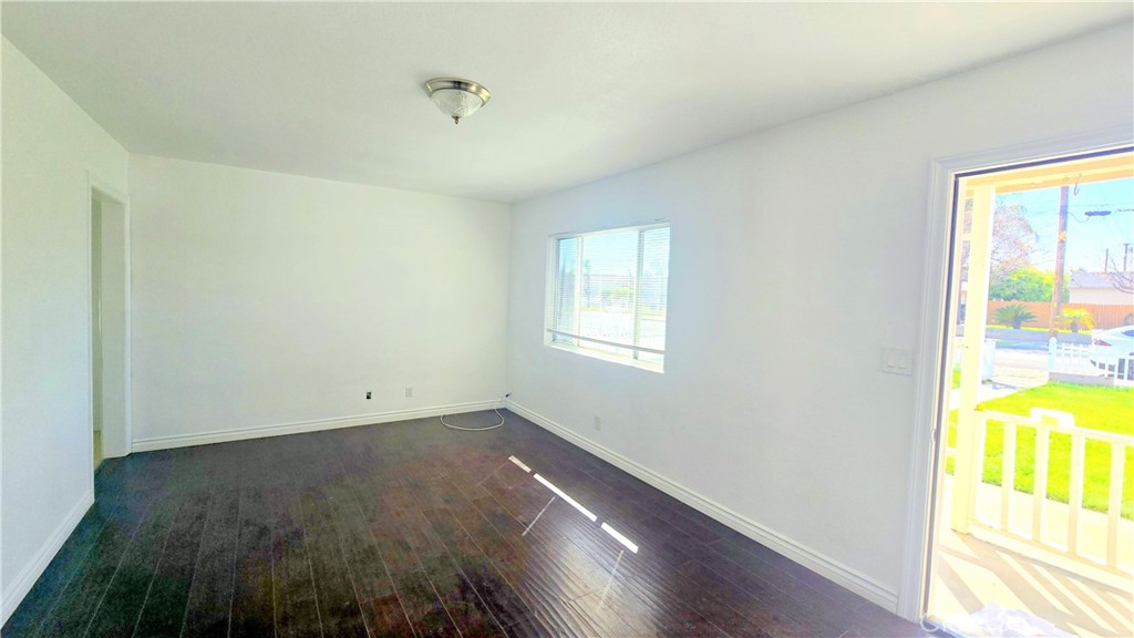 124 N 12th Avenue A
