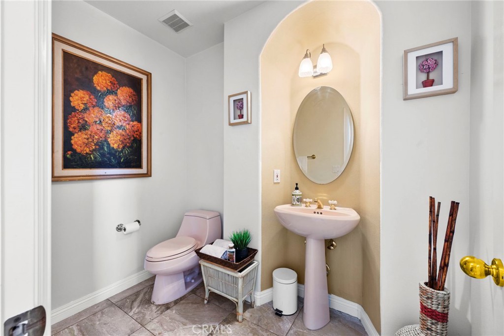 2862 Oak Knoll Drive