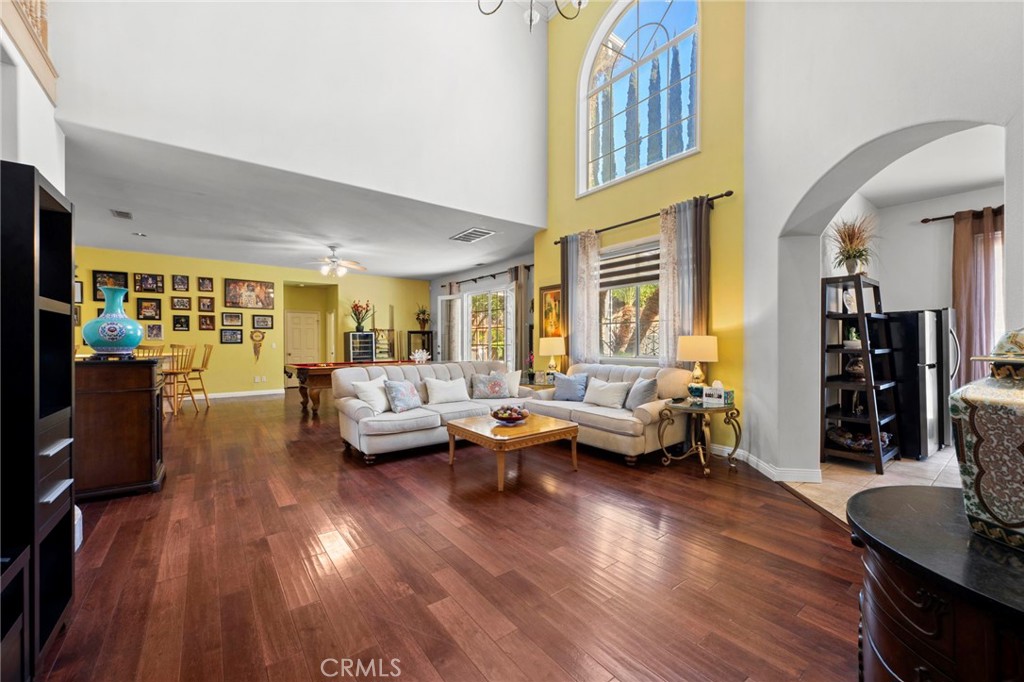 2862 Oak Knoll Drive