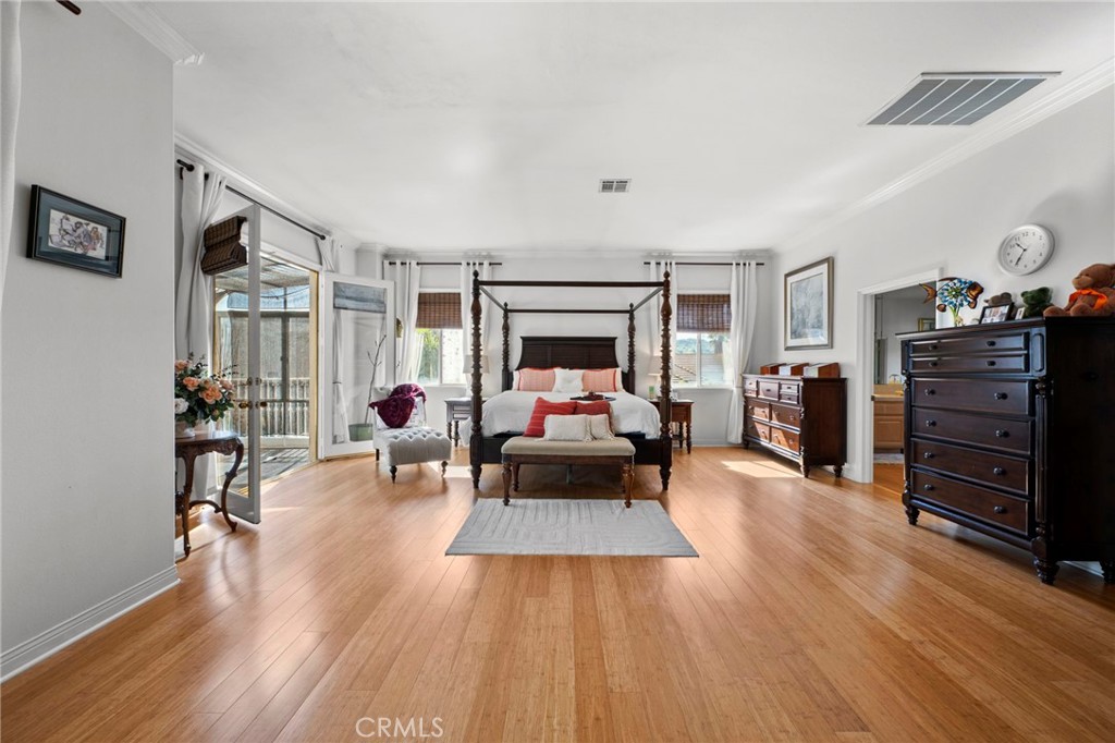 2862 Oak Knoll Drive