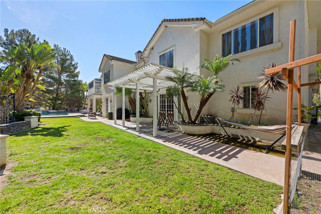 2862 Oak Knoll Drive