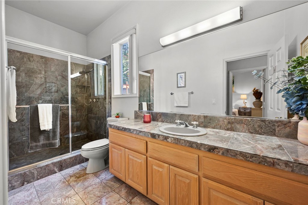 2862 Oak Knoll Drive