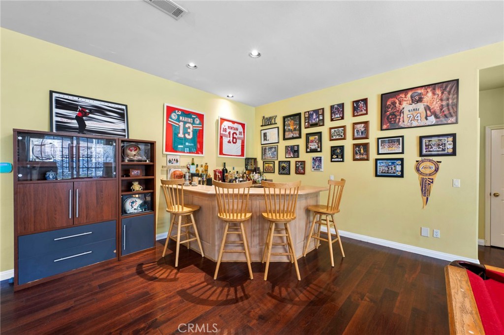 2862 Oak Knoll Drive