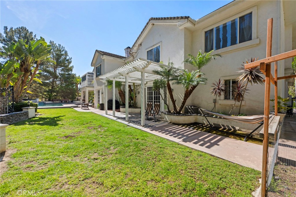 2862 Oak Knoll Drive