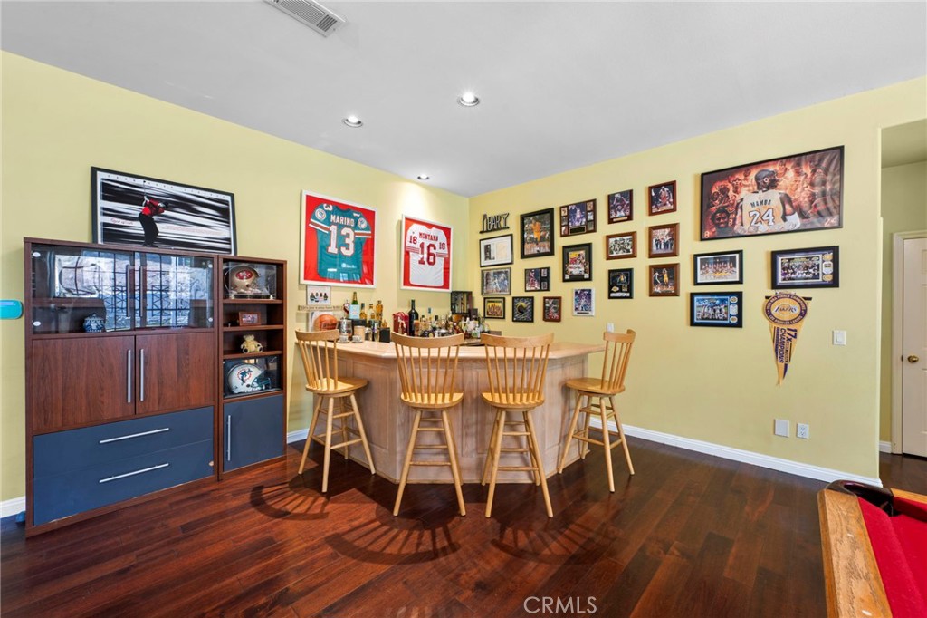 2862 Oak Knoll Drive