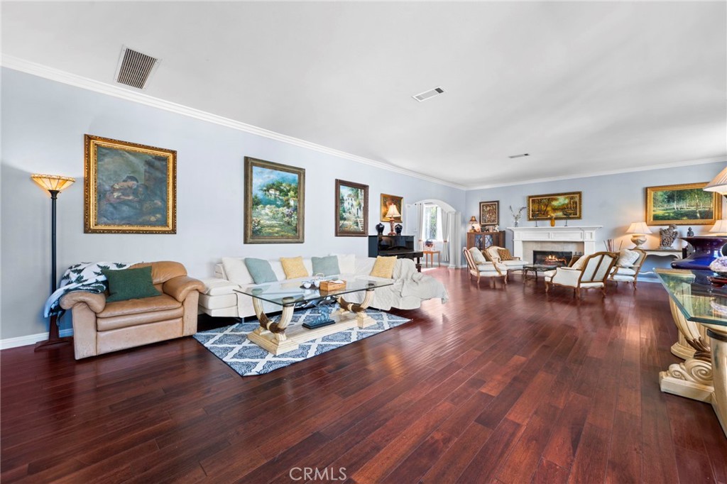 2862 Oak Knoll Drive