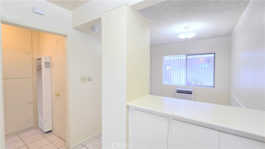 1026 W Granada Court 5