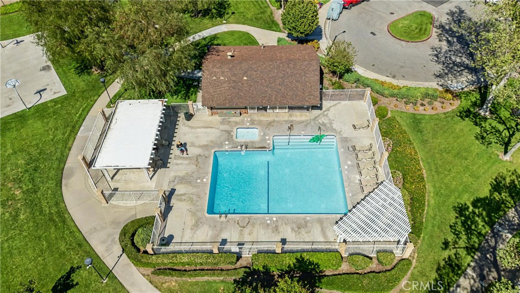 3906 Yellowstone Circle