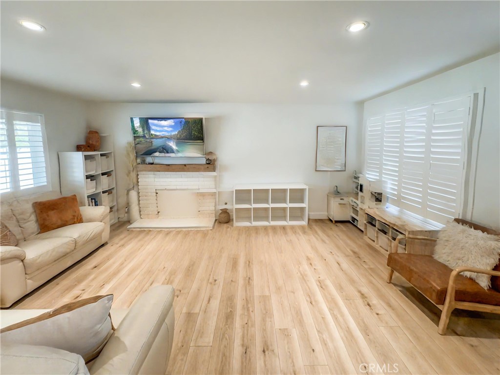 3906 Yellowstone Circle