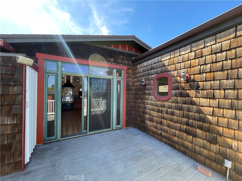 3516 S Kerckhoff Avenue