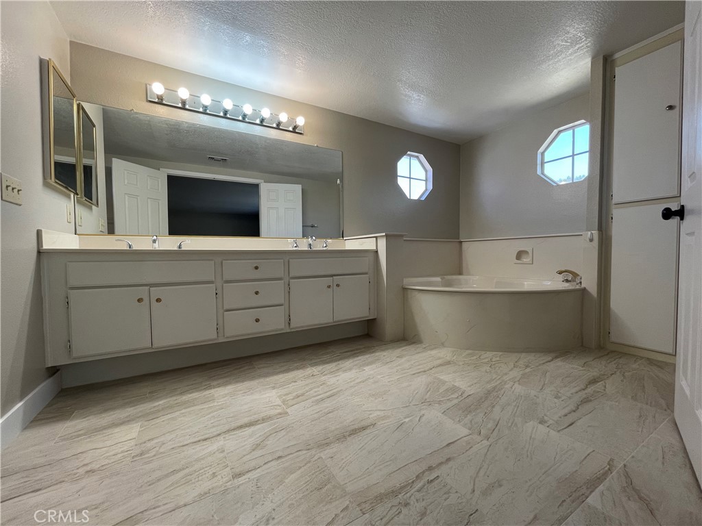 635 Boxcove Place