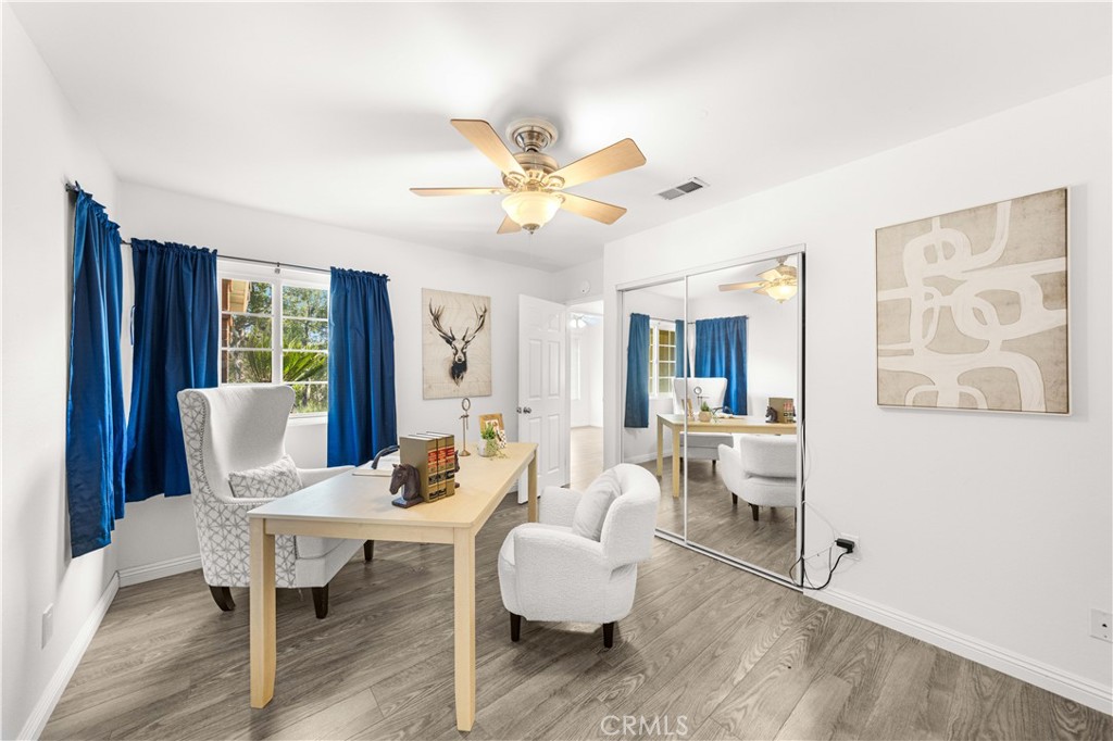 10154 Sun Valley Drive