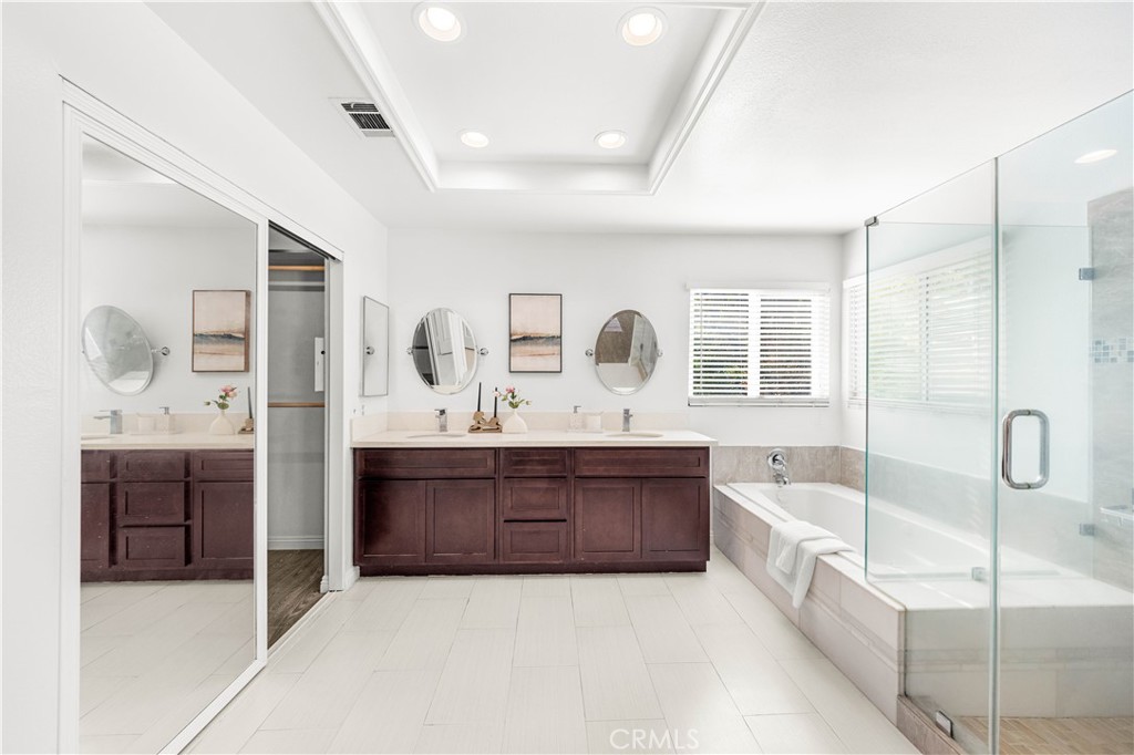 10154 Sun Valley Drive