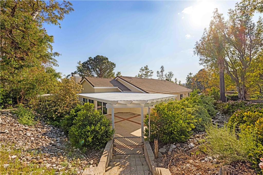 10154 Sun Valley Drive