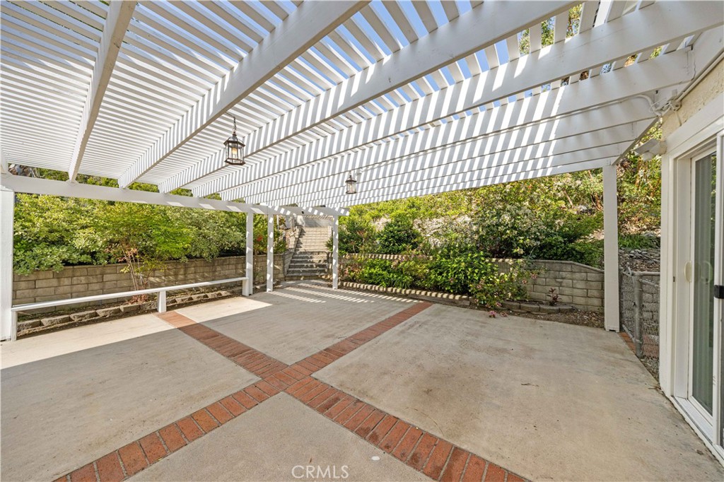 10154 Sun Valley Drive