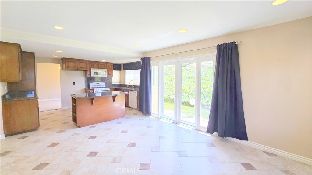 20252 Lake Canyon Drive