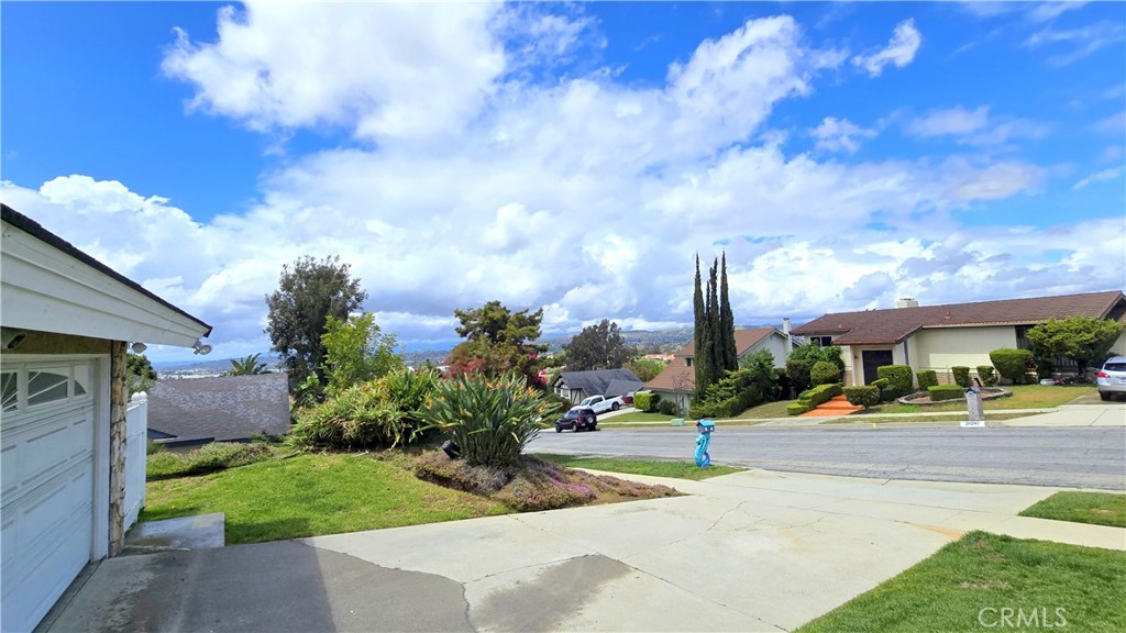 20252 Lake Canyon Drive