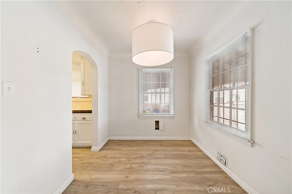 3712 Virginia Road