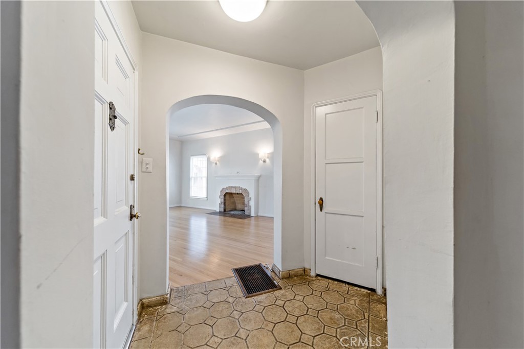 3712 Virginia Road