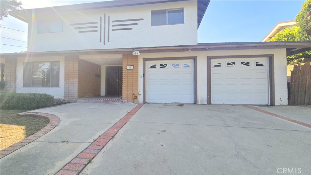 1821 Hawkbrook Drive