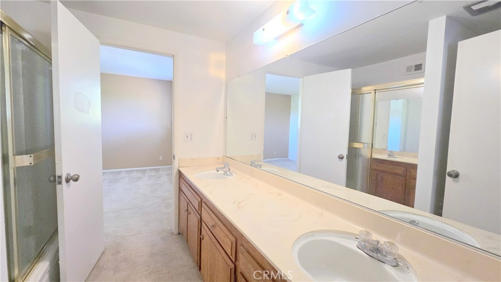 1821 Hawkbrook Drive