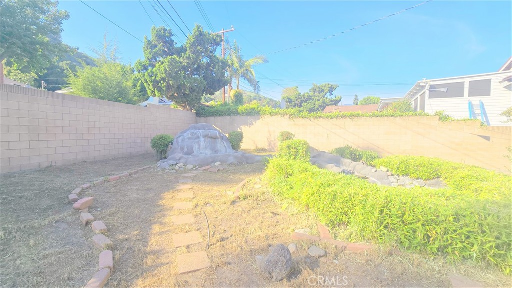 1821 Hawkbrook Drive