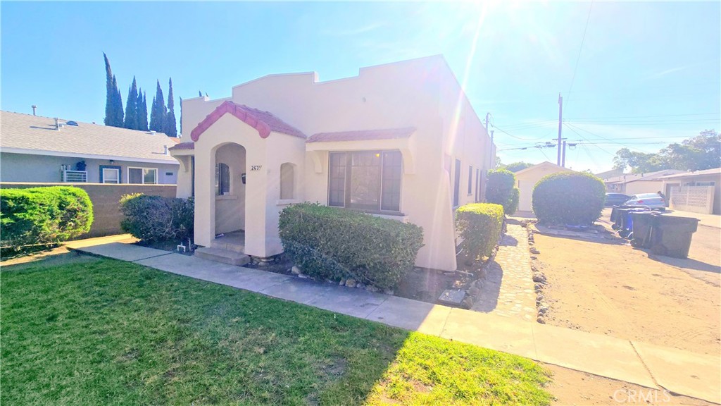 263 N Palm Avenue A