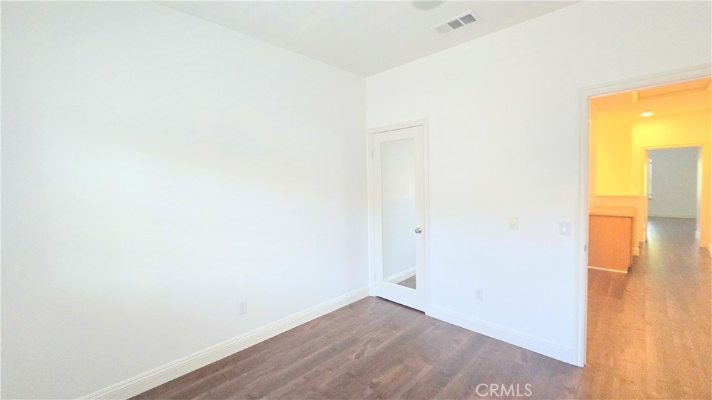 1492 Amsterdam Court