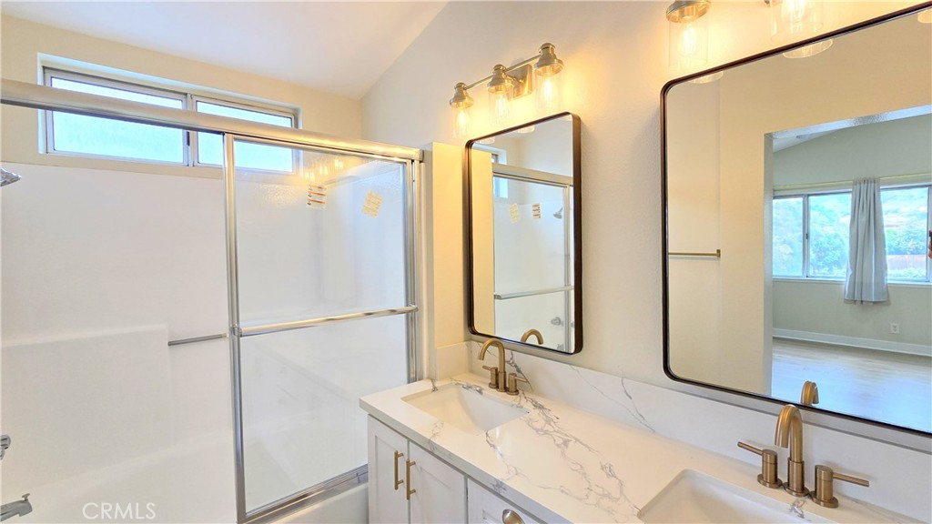 15737 Firethorn Road