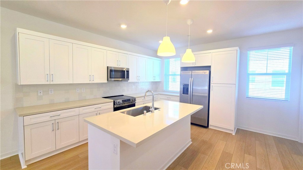 6063 Fairfax Drive