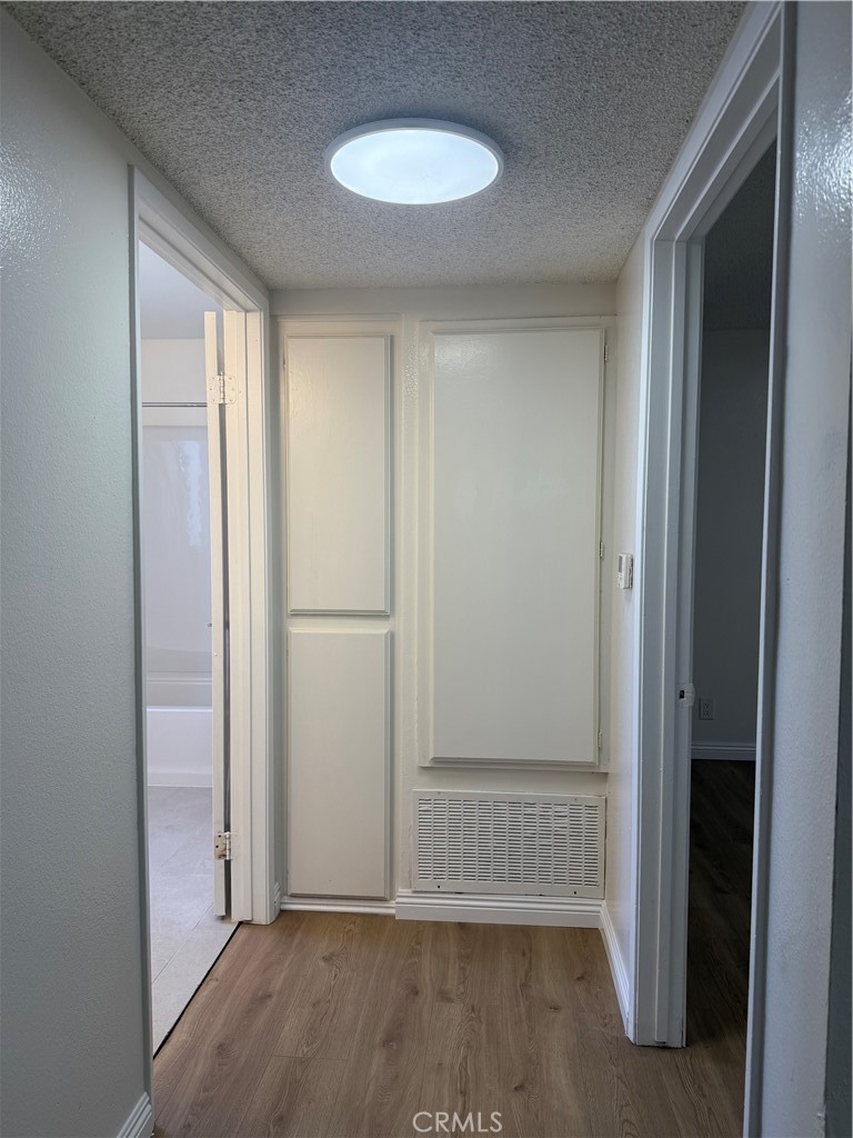 1604 S Gladys C