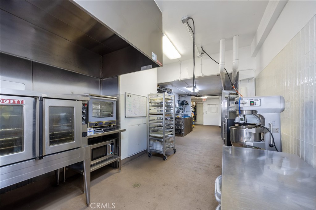 2428 W Valley Boulevard