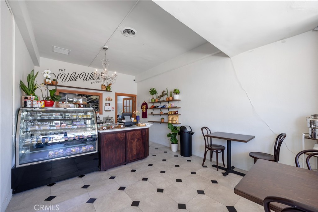 2428 W Valley Boulevard