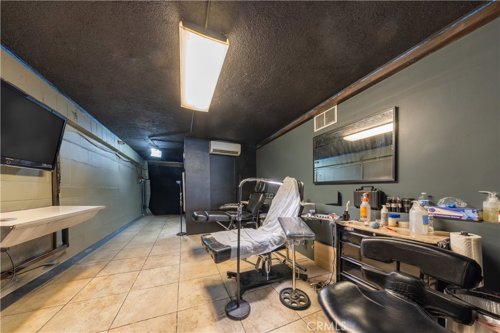 2428 W Valley Boulevard