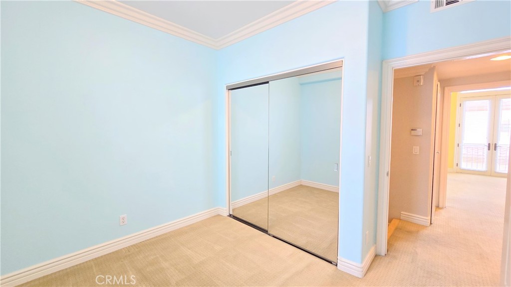 68 N Allen Avenue 6
