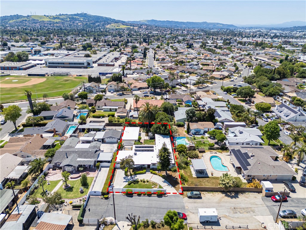 1921 Valemont Avenue