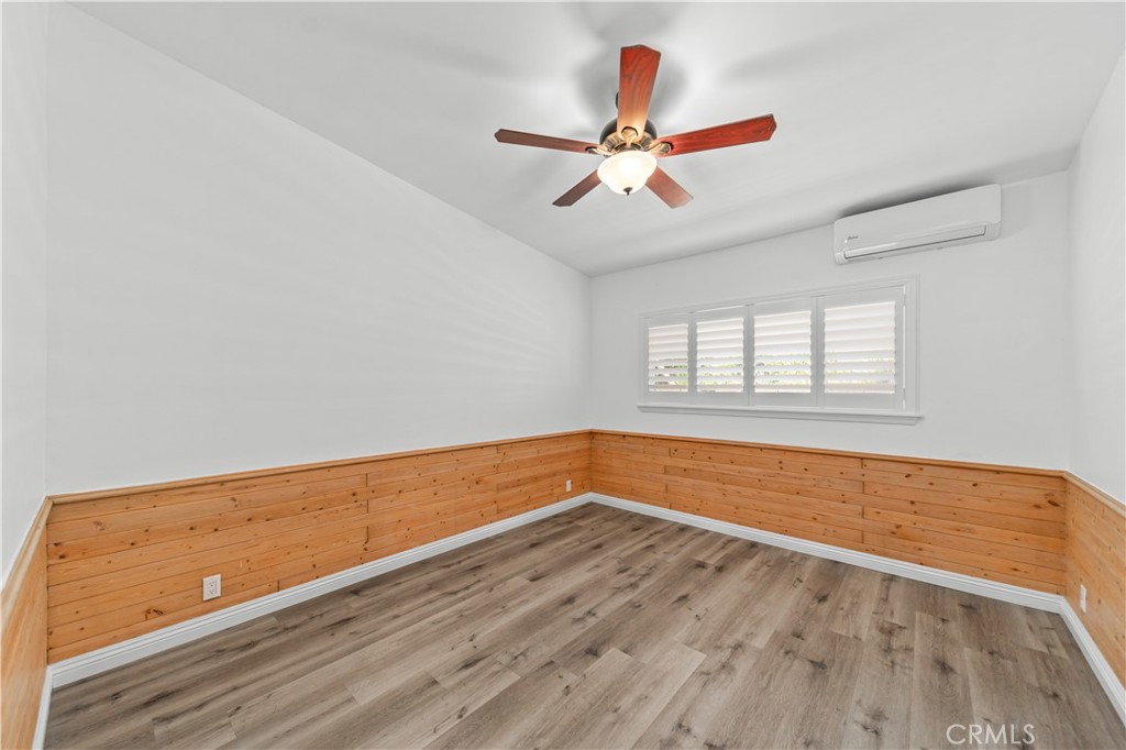 1921 Valemont Avenue