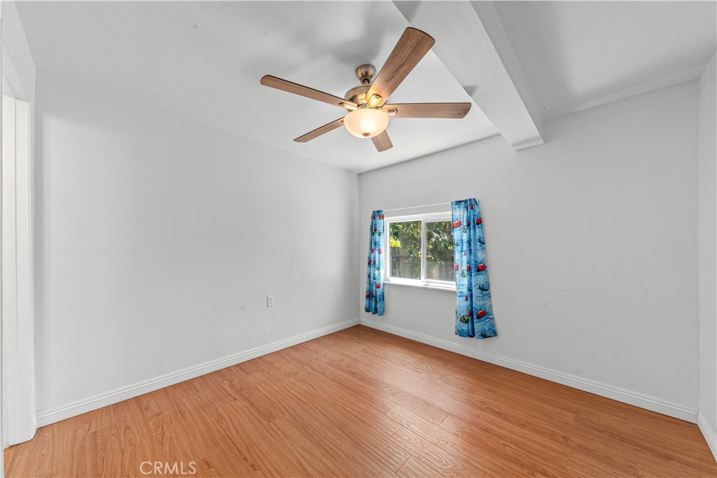 1921 Valemont Avenue