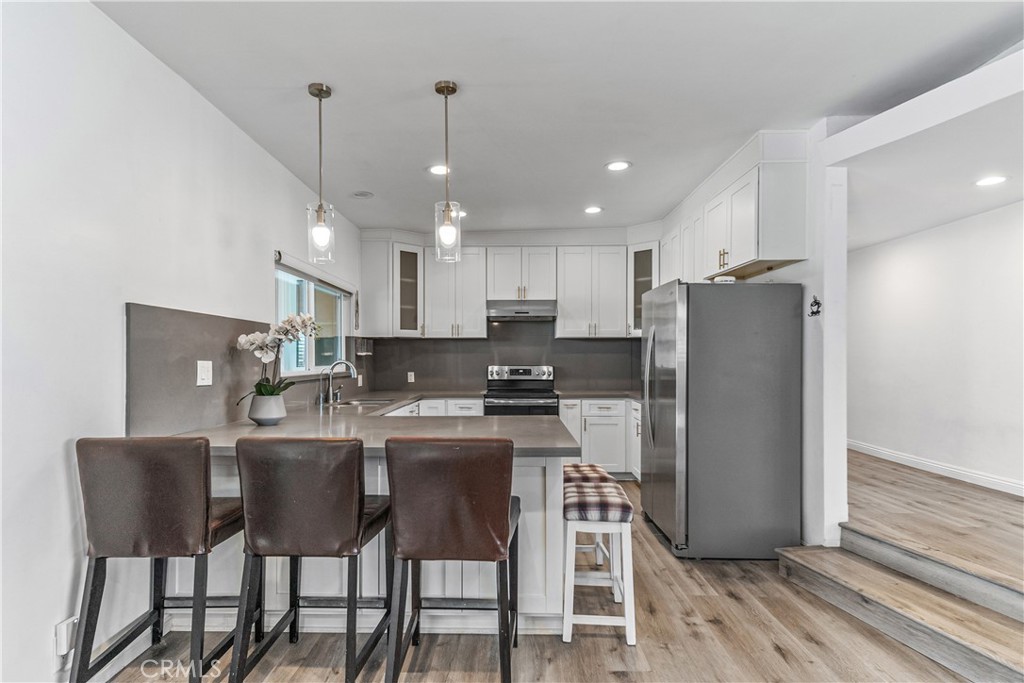 1921 Valemont Avenue