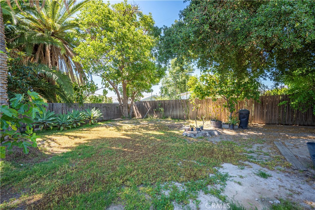 1921 Valemont Avenue