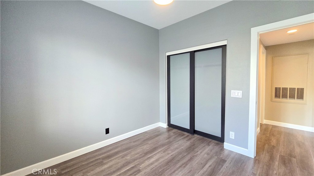 8122 Garden Park Street