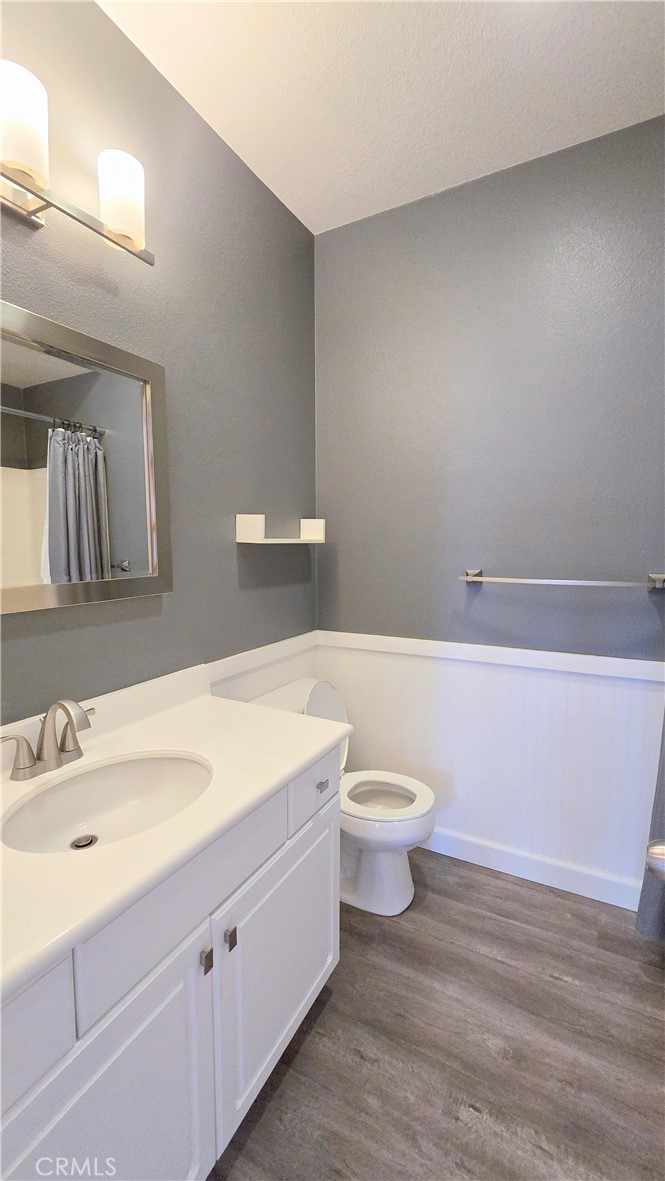 8122 Garden Park Street