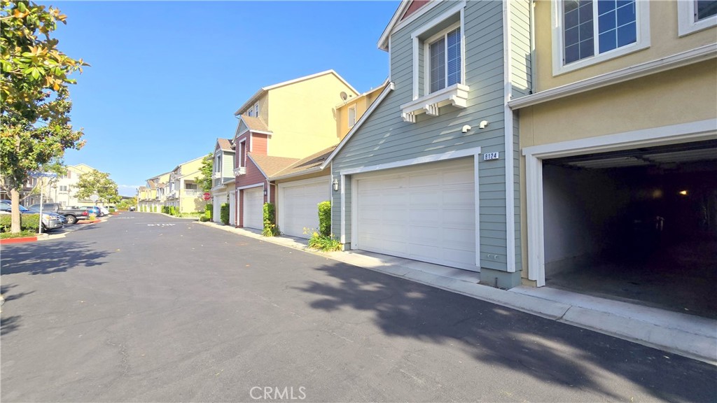 8122 Garden Park Street