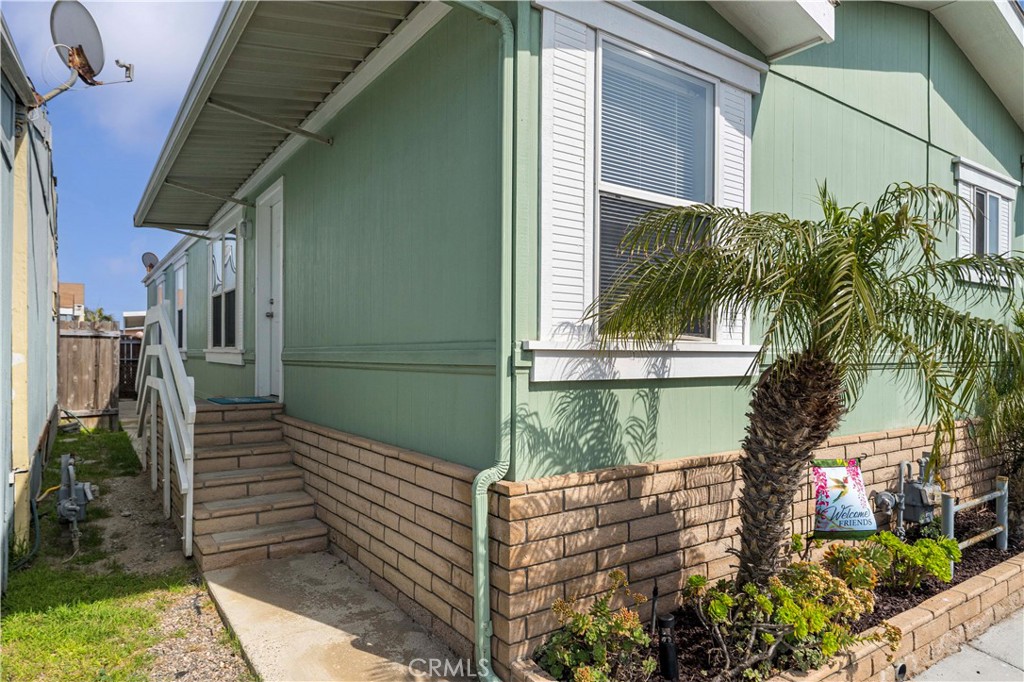 21851 Newland Street 184