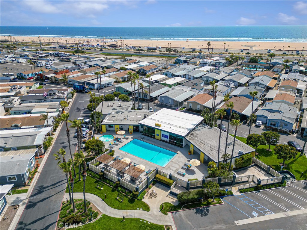 21851 Newland Street 184