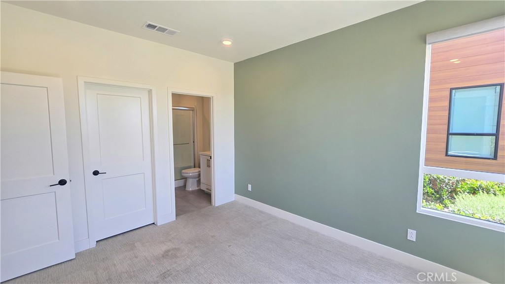 2245 Skylar Place