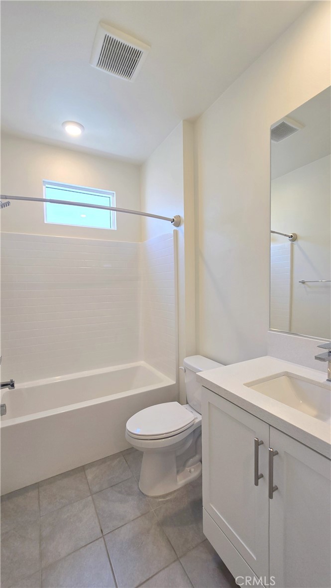 2245 Skylar Place