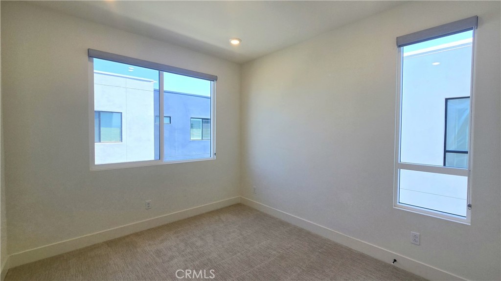 2245 Skylar Place