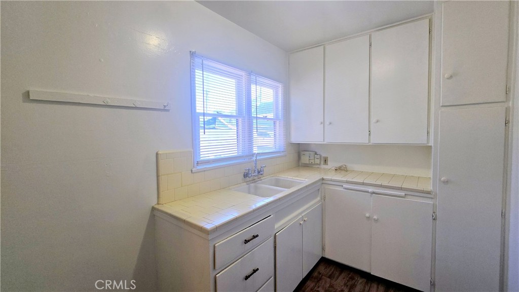 396 N 9th Avenue