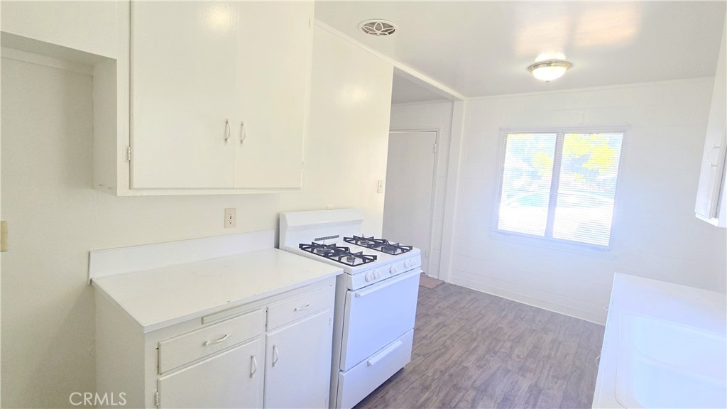 380 N 9th Avenue